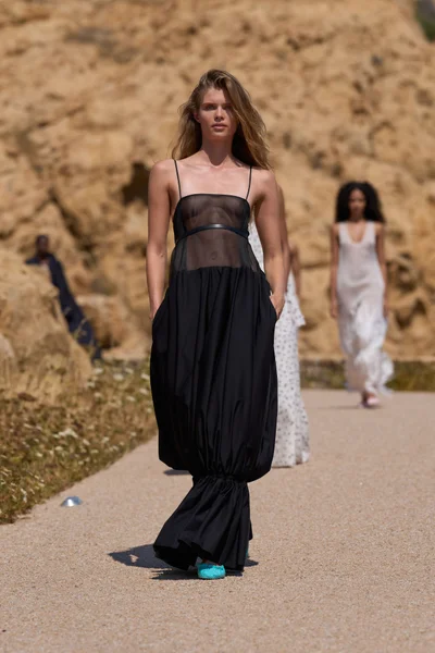Look 39